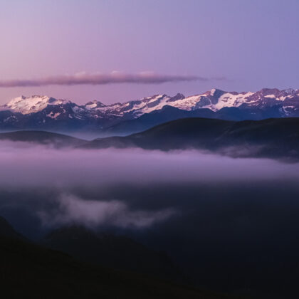 Les Pyrénées au crépuscule